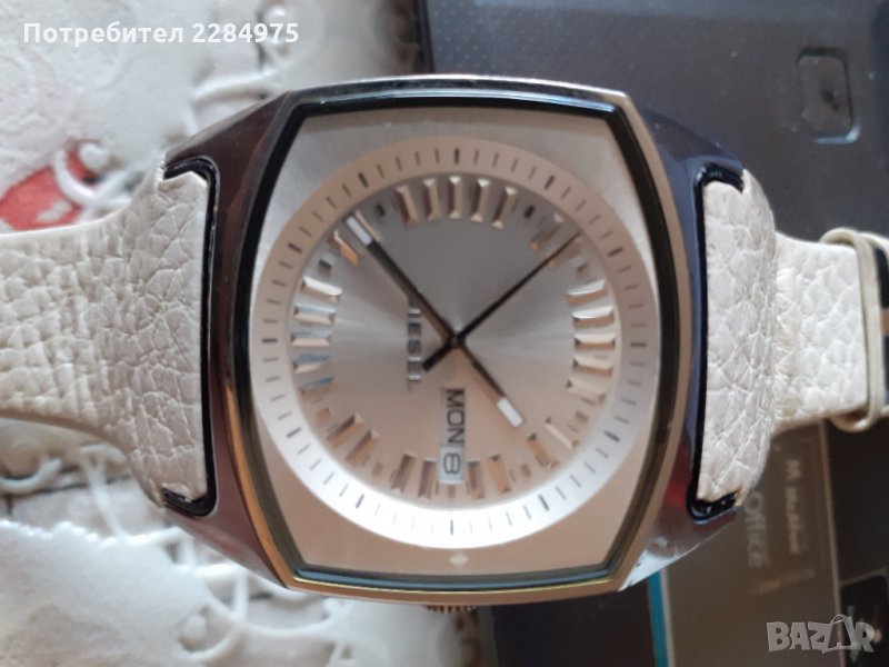 ОРИГИНАЛЕН DIESEL часовник, снимка 1