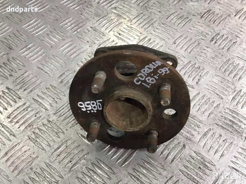 Главина Toyota Corolla,1.8i,1999г., снимка 1