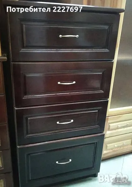 Скрин с 4 чекмеджета. Масив-в цвят. Наличен!, снимка 1