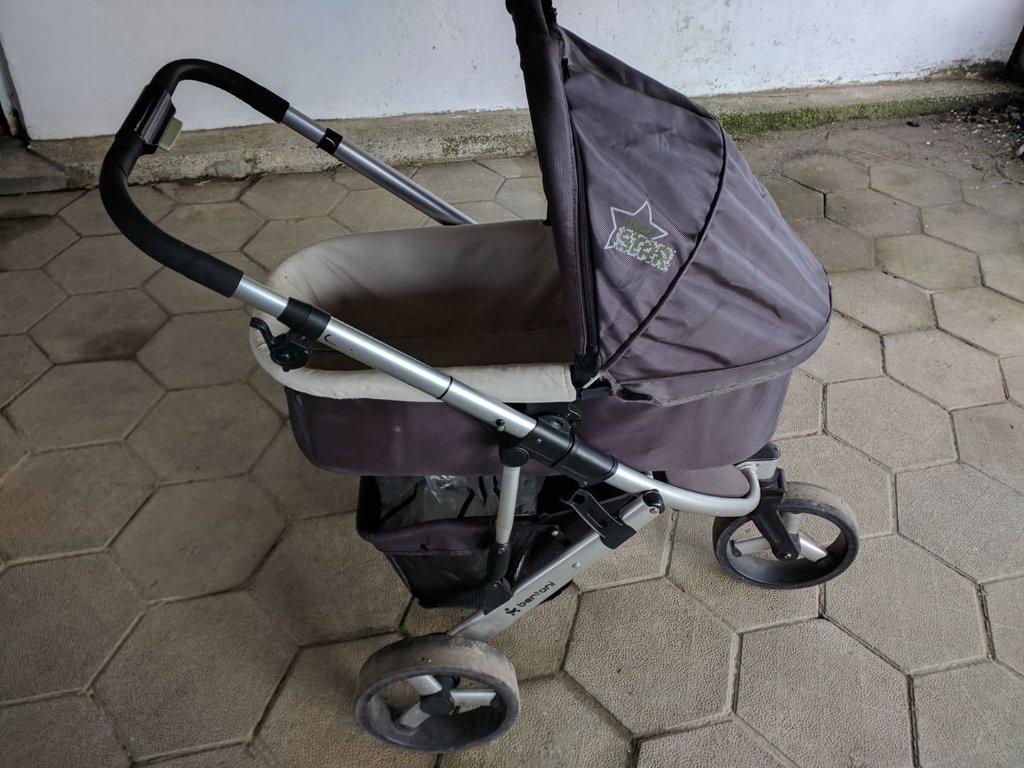 Продавам бебешка количка Bertoni Carrera Lorelli в Детски колички в гр.  Шумен - ID31208107 — Bazar.bg