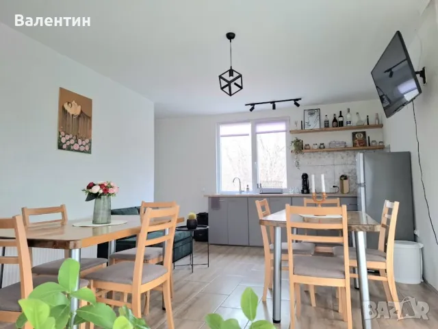 Къща за гости "Виктория " гр  Симитли , снимка 2 - Стаи под наем - 48674259