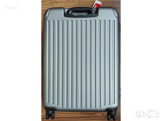 НОВИ! Голям куфар WENGER 121л твърд 75см , снимка 8 - Куфари - 50755641