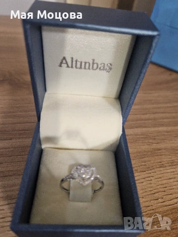 Предлагам изящен пръстен от бяло злато и диаманти на Altinbas, снимка 3 - Пръстени - 54143488
