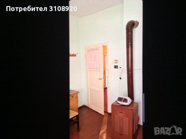 Къща под наем и дворно място в Момчилград, снимка 11 - Етаж от къща - 42134155