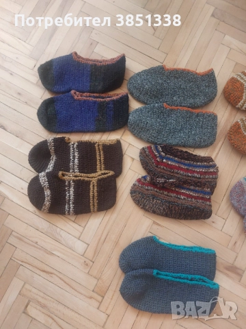 Дамски терлици,ръчно плетени,меки,не са вълнени, снимка 2 - Дамски чорапи - 52340077