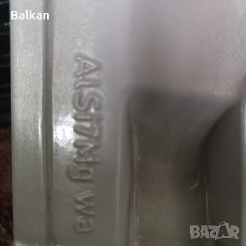 Нови оригинални за VW 18-ки, снимка 4 - Гуми и джанти - 51905784