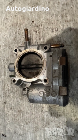 Дроселова Клапа за Mercedes C- A1111410225 / 0280750067, снимка 2 - Части - 53025897