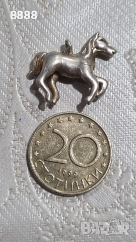 Сребърна висулка кон 925 проба , снимка 3 - Колиета, медальони, синджири - 44560975