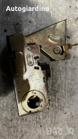 Брава за врата за Ford Transit - YC15-U43288-JK, снимка 2 - Части - 53144682