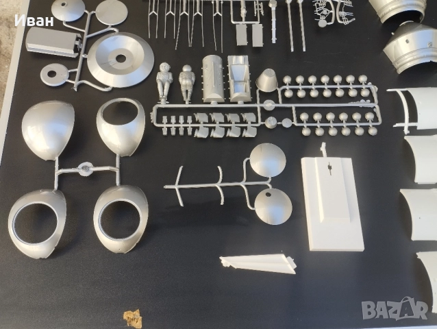 модел на космическия кораб "Восток-1",, снимка 11 - Колекции - 52226159