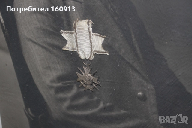 Войнишки кръст за храброст в старинна дървена рамка със снимка., снимка 3 - Антикварни и старинни предмети - 52056490