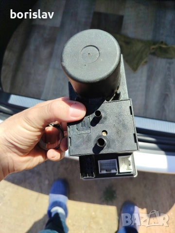 Вакуум Помпа Централно Заклучване. , снимка 2 - Части - 54342833