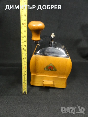 СТАРА РЕТРО ДЪРВЕНА МЕЛНИЦА ЗА КАФЕ РЪЧНА КАФЕМЕЛАЧКА DE VE HOLLAND, снимка 8 - Антикварни и старинни предмети - 51163843