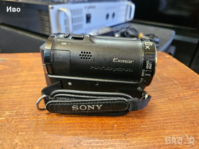 Видеокамера SONY HDR-CX105E В отлично техническо и визуално състояние., снимка 11 - Камери - 52130987
