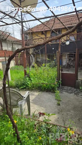 Продавам заедно къща с двор и самостоятелна градина (УПИ) в с.Катунец, снимка 4 - Къщи - 56080097