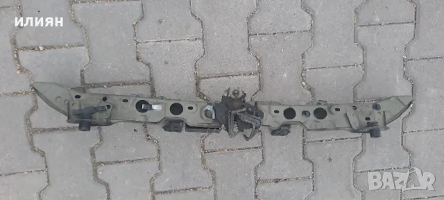 брава за преден капак за Toyota Yaris 2016 2017 2018 2019 