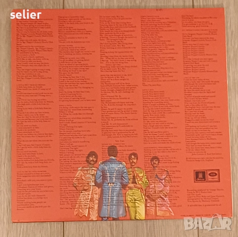 На феновете на Битълс предлагам една плоча в перфектно колекционерско състояние: The Beatles ‎– Sgt., снимка 3 - Грамофонни плочи - 52296345
