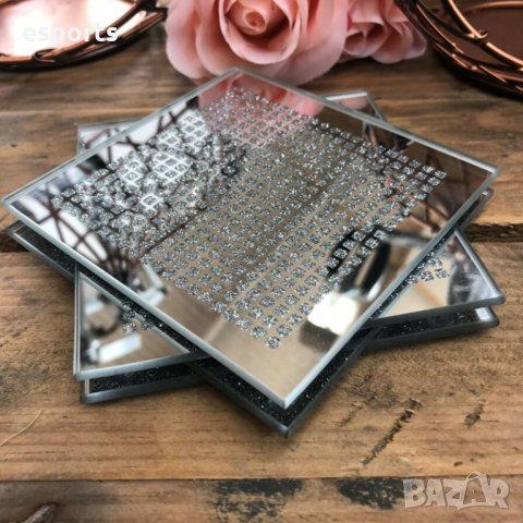 Луксозни огледални подложки за сервиране комплект от 4 сет стъкло сребрист  coaster coasters, снимка 1 - Прибори за хранене, готвене и сервиране - 29665871