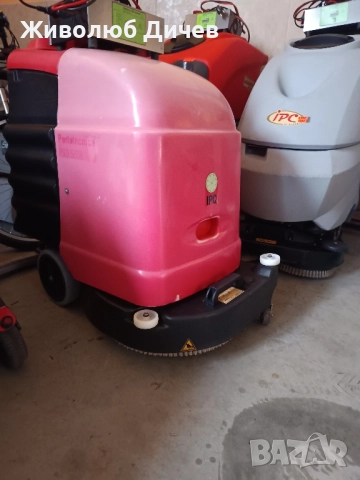 Акумулаторна подопочистваща машина , снимка 2 - Други машини и части - 52395395