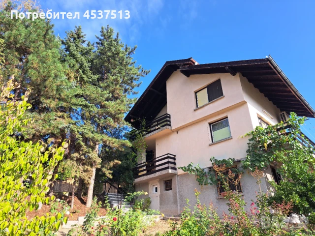 Продава се масивна триетажна къща във вилна зона с. Храбрино, снимка 4 - Вили - 51079555