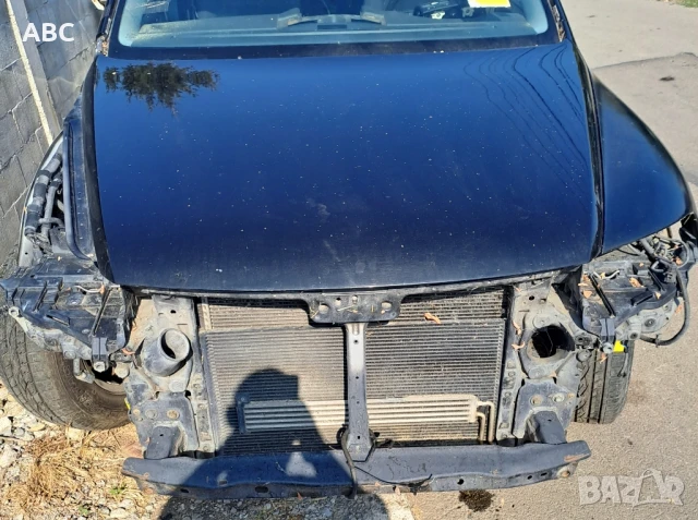 Vw Touareg 2005 год. преден капак 