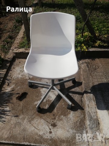 Столове ползвани в салон за красота , снимка 2 - Друго - 32159131