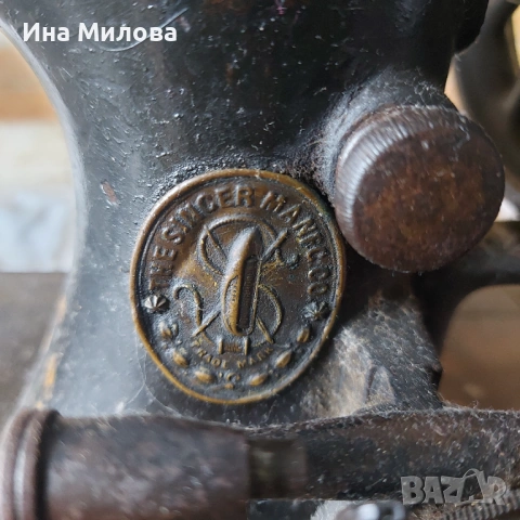 Ръчна шевна машина Singer, снимка 4 - Антикварни и старинни предмети - 54007147