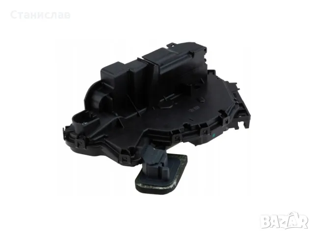 VW Passat B8 Брава за предна лява врата 