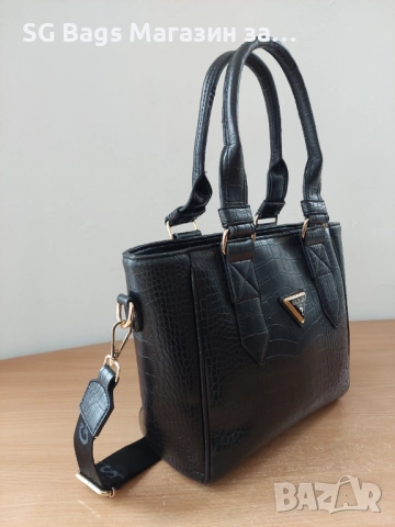 Guess луксозна дамска чанта хит модел код 116, снимка 4 - Чанти - 47406898