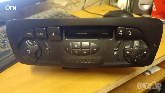 Авторадио за Пежо 206 BLAUPUNKT 96 370 825 80 