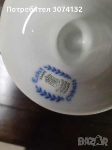 Порцеланова колекционерска стойкa, снимка 2 - Колекции - 54347328