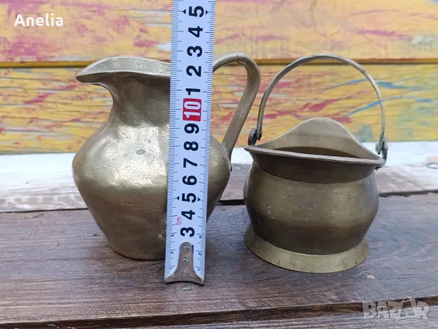 Лот от антикварен месинг – Кани, тежки свещници и съдове