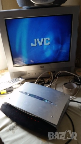JVC RM-STHV70R и DVD XV-THV70 , снимка 2 - Плейъри, домашно кино, прожектори - 54119274