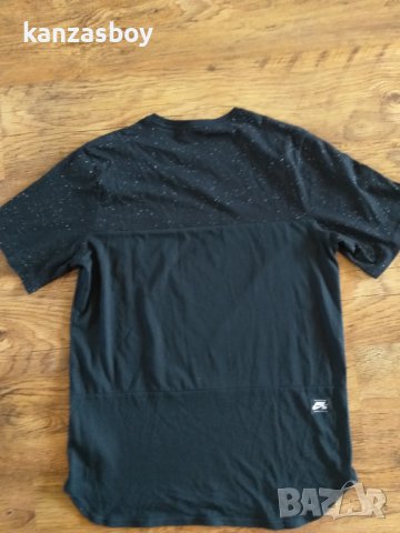 Nike - страхотна мъжка тениска КАТО НОВА, снимка 7 - Тениски - 37277116