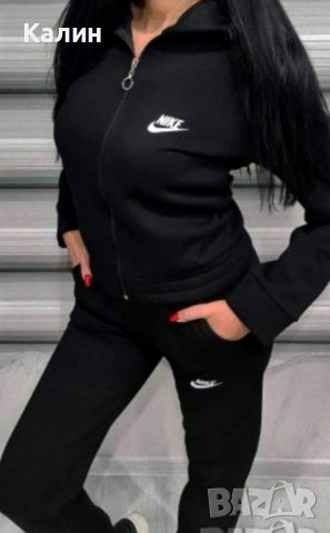 Дамски комплекти Nike - три цвята - 58 лв., снимка 4 - Спортни екипи - 44306898