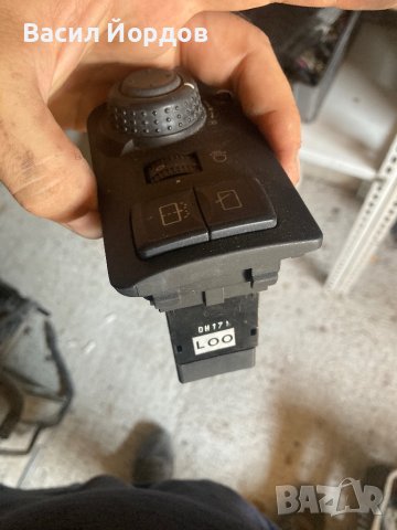 Бутони ел. огледала за SsangYong Rexton, снимка 4 - Части - 42922446