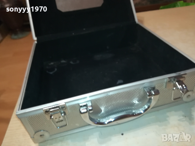 АЛУМИНИЕВ КУФАР ЗА ТЕХНИКИ МИКРОФОНИ АУДИО ИНСТРУМЕНТИ 2503240754, снимка 3 - Друга електроника - 44930998