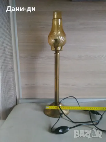 Масивна месингова настолна лампа 