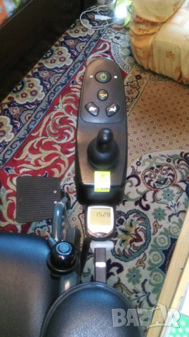 Акумулаторна инвалидна количка Vermeiren ЕКСПРЕС, снимка 7 - Инвалидни колички - 44587567