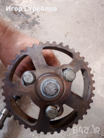 Разпределителен вал  Пежо 1.9чист дизел, снимка 4 - Части - 51093970