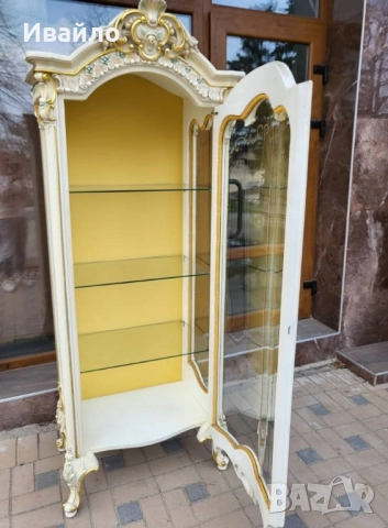 Италианска барокова витрина 025, снимка 6 - Секции и витрини - 52091432