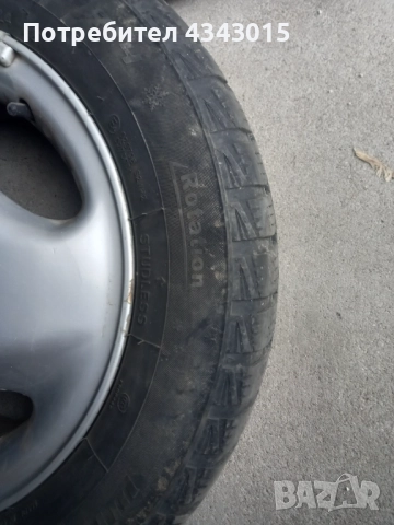 4 броя гуми , снимка 3 - Гуми и джанти - 52887676