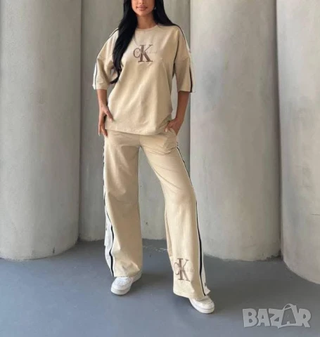 Спортен екип с овърсайз тениска  calvin klein, снимка 3 - Спортни екипи - 50976683