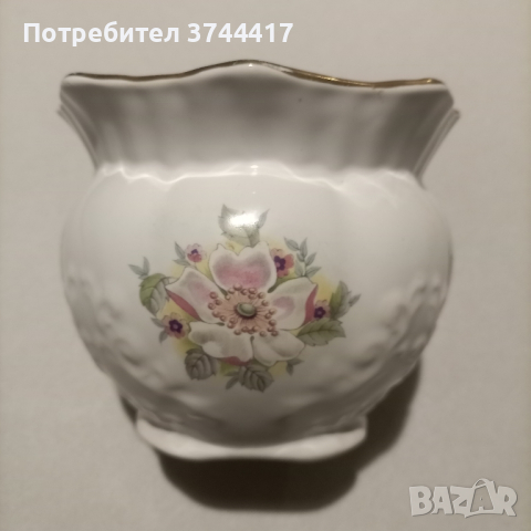 Много красива Винтаж порцеланова саксия за цветя Maryland Pottery Англия , снимка 4 - Декорация за дома - 44588773