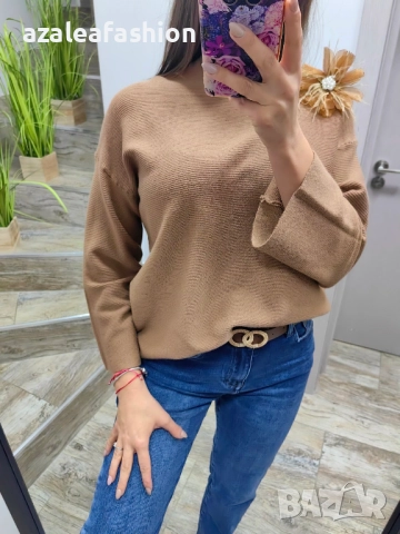Дамски пуловер с брошка, снимка 2 - Блузи с дълъг ръкав и пуловери - 52709284