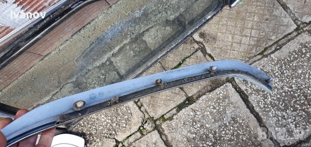 Задни странични стъкла за бмв е30 купе хром лайсни лява дясна лайсна bmw e30 coupe , снимка 13 - Части - 40106941