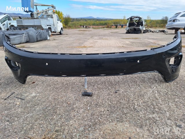 Предна Броня За Jeep Grand Sherokee 2014-2016 Година , снимка 8 - Части - 42623747