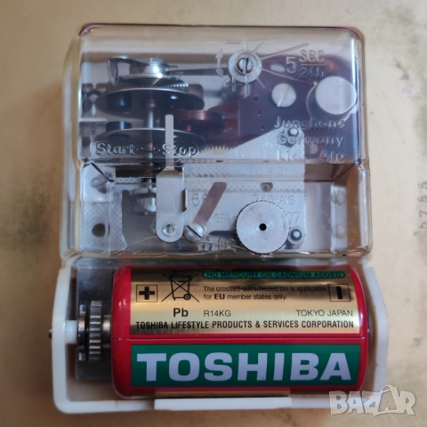 Винтидж настолен часовник JUNGHANS, Германия. , снимка 9 - Стенни часовници - 52525095