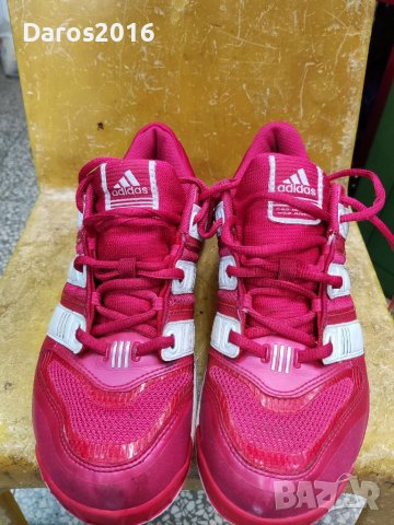 Маратонки Adidas Stabil 38 номер, снимка 3 - Маратонки - 36855324