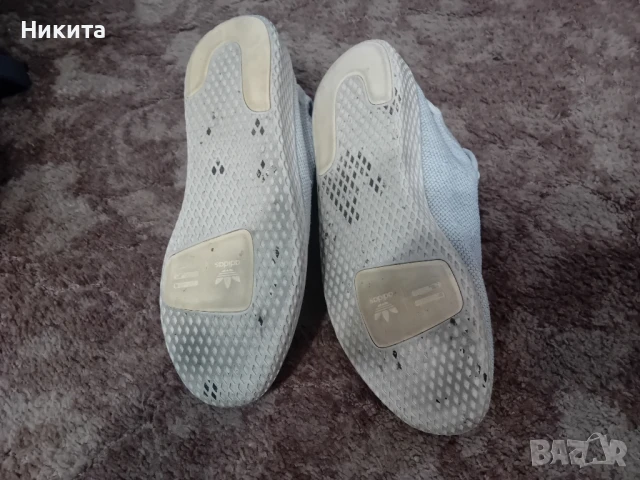 Адидас Pharrell Williams-маратонки 42-43 номер, снимка 5 - Маратонки - 50805886